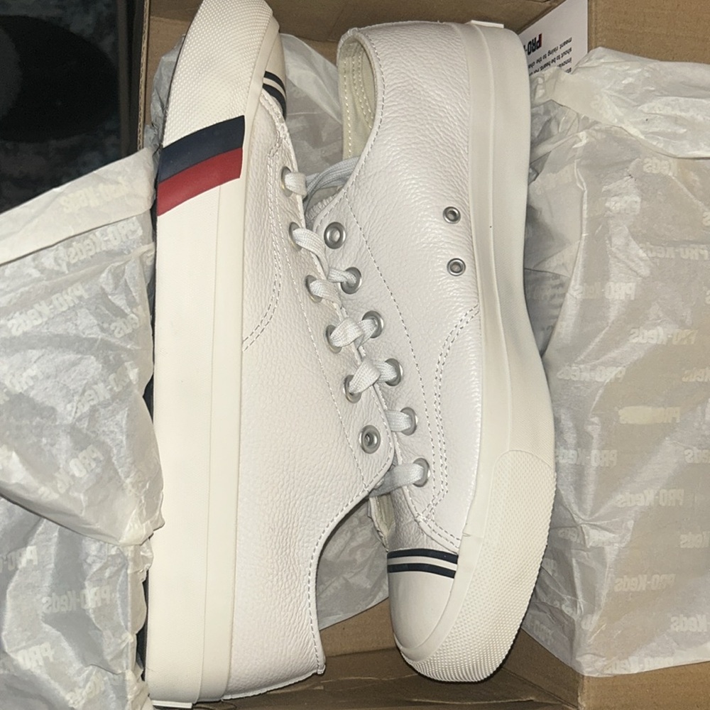 NWT Men’s Pro Keds royal lo Lea color White size 9.5